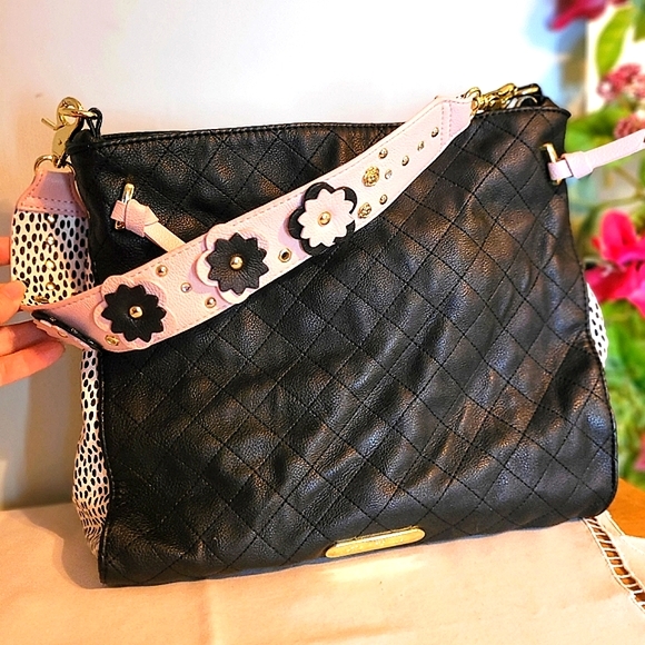 Betsey Johnson Handbags - Betsey Johnson Shoulder Bag